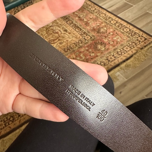 Burberry belt - Picture 2 of 5